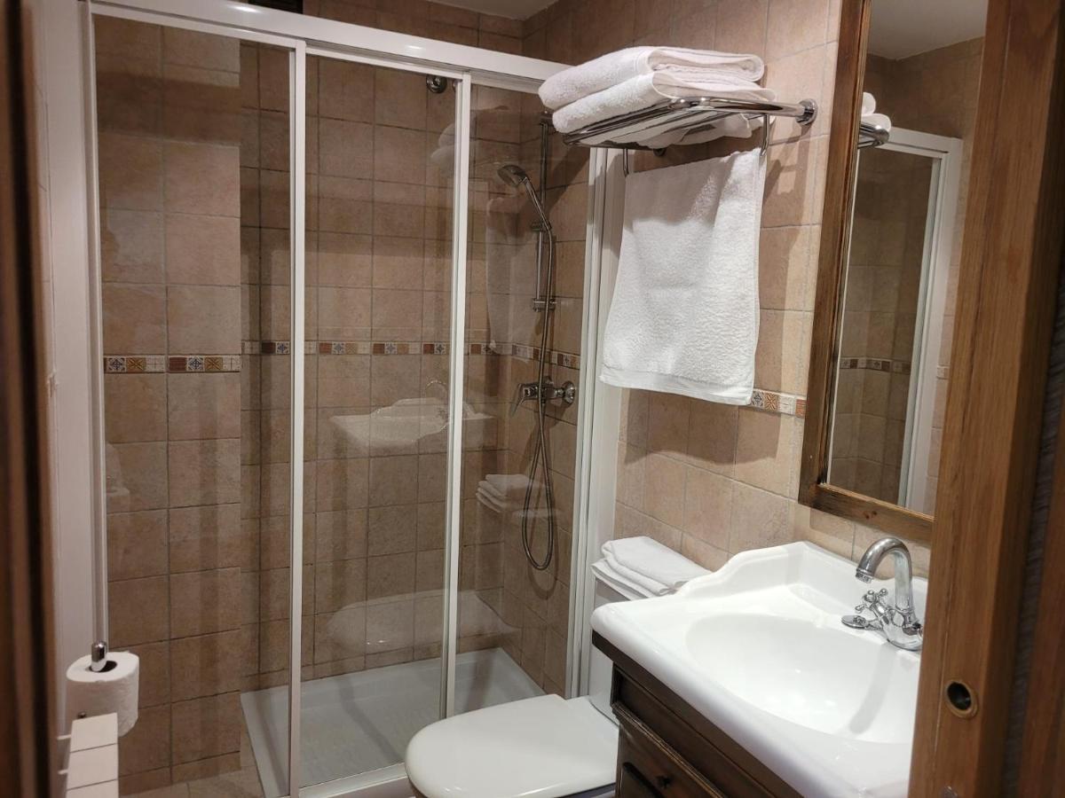Apartamentos Casa Espanol Broto Kültér fotó