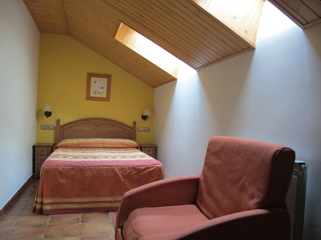 Apartamentos Casa Espanol Broto Kültér fotó
