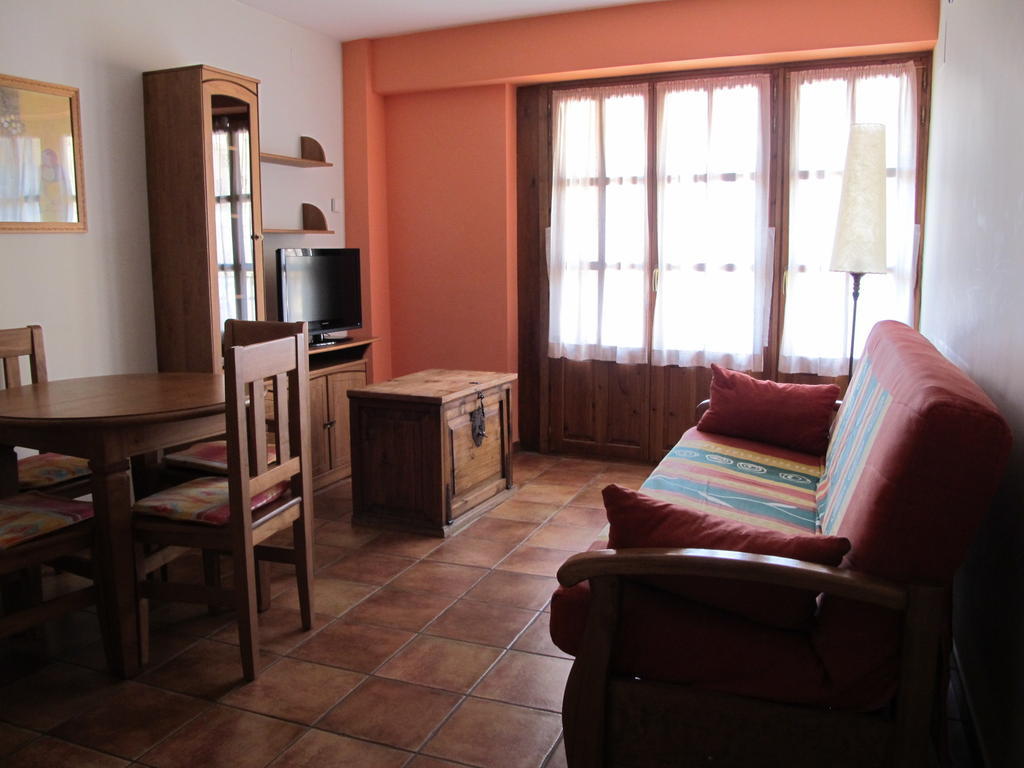 Apartamentos Casa Espanol Broto Szoba fotó